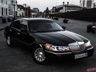 Lincoln Town Car